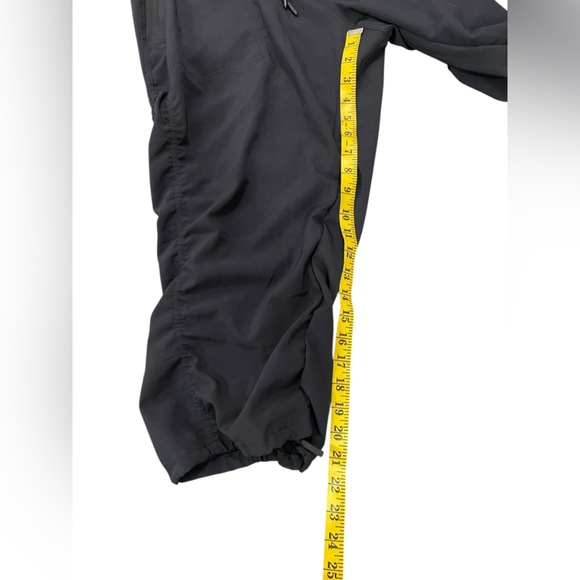 SPYDER WOMEN’s Active Capri Lightweight Pants Drawstring Pockets Size L Black - Picture 13 of 14